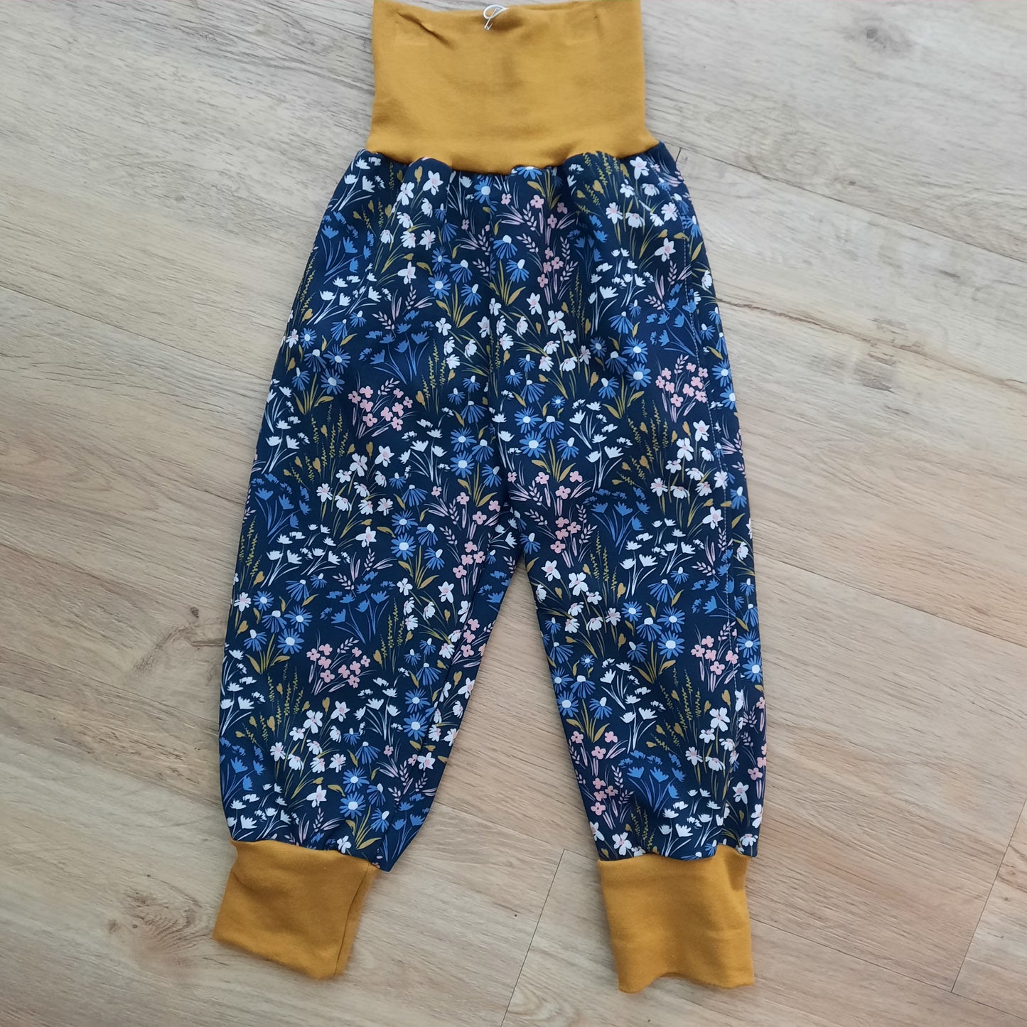 Softshellhose blau/ Gräser blau/ pink handmade
