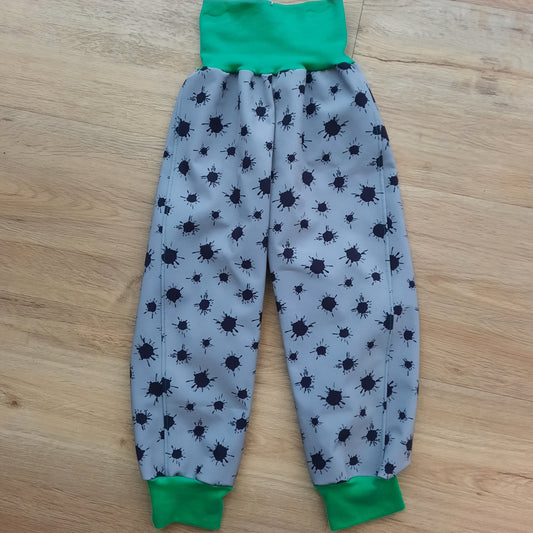 Softshellhose grau/ schwarze Kleckse 92/98 handmade